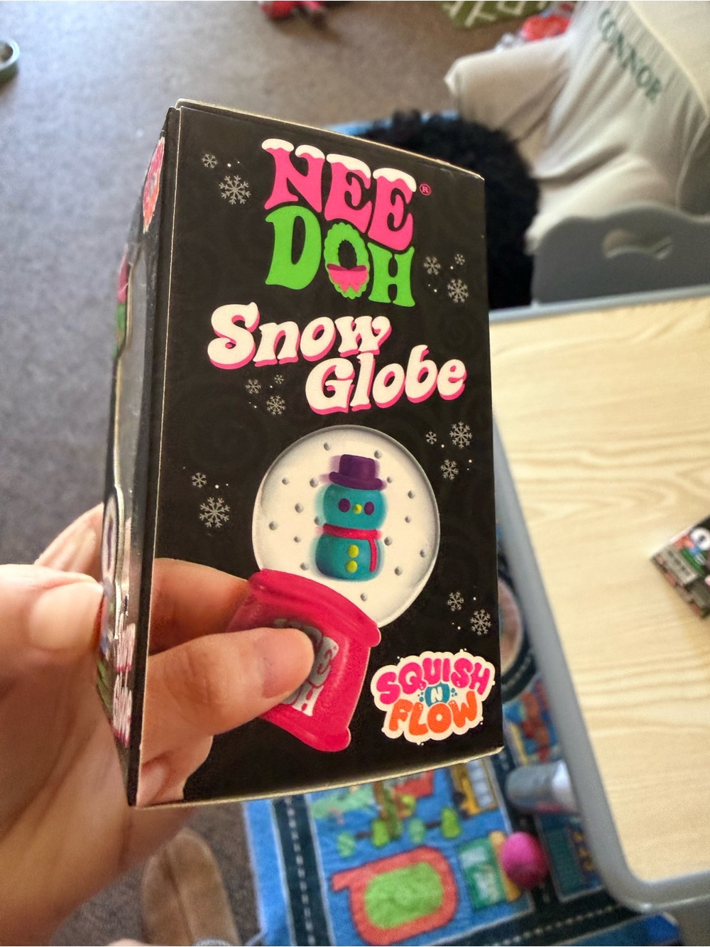 Schylling- NeeDoh- Snow Globe- Squish and Flow - Picture 3 of 5